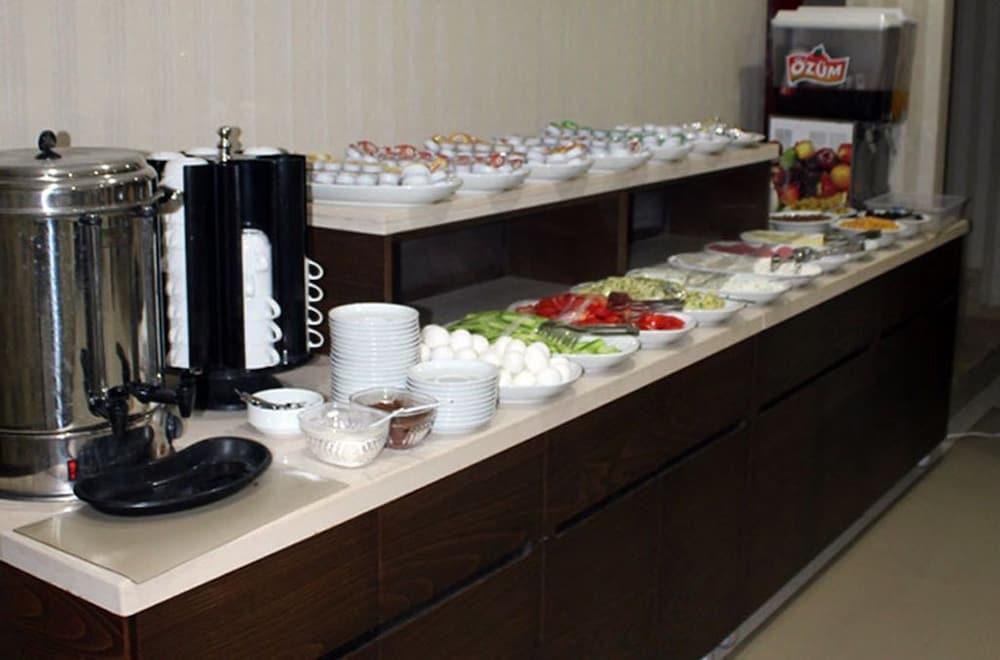 Prens Hotel Стамбул Экстерьер фото